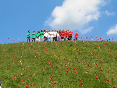 Monte Sole i ragazzi con le maglie verdi bianche e rosse