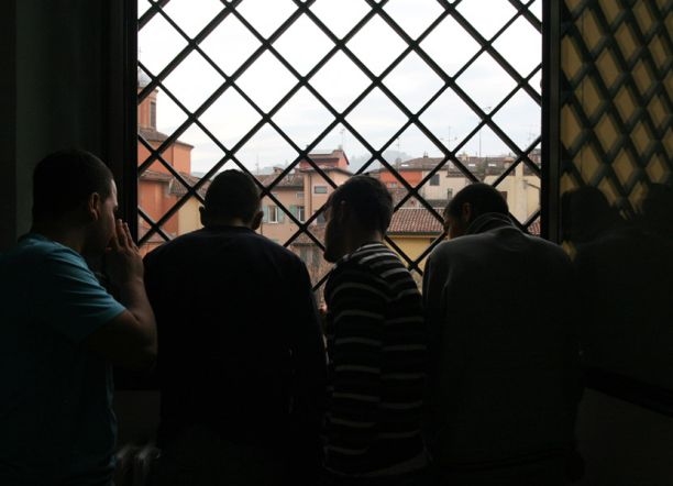 fuori e dentro, carcere