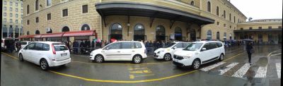 fila_taxi_stazione_t