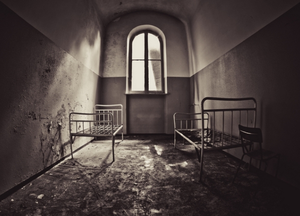 intervista a Piero Cipriano, autore di La fabbrica della cura mentale