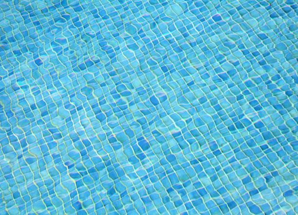 piscina acqua foto flickr Jorge Franganillo CC BY 2.0