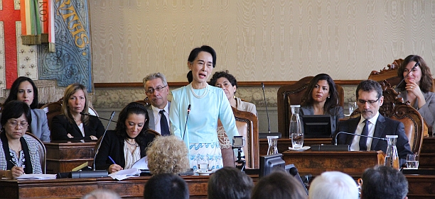 Aung San Suu Kyi a Bologna Aung San Suu Kyi a Bologna