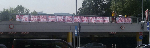 striscione ikea casalecchio sciopero